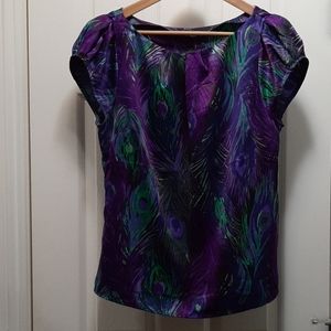 Peacock pattern short sleeved blouse